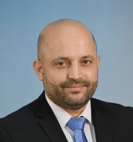 Dr. Eyal Hulata 